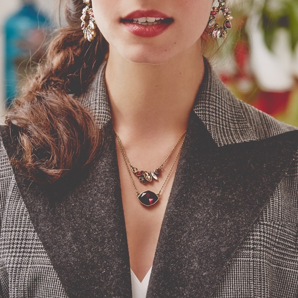 Chloe + Isabel Bouquet Rouge Convertible Necklace